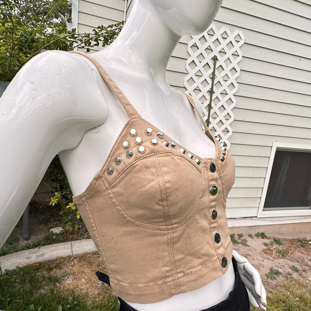 Studded Tan Button-Up Tank Top - Picture 4 of 7